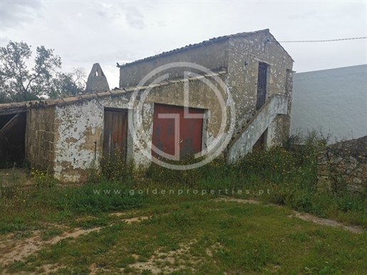 4 bedroom Villa in ruin in Faro
