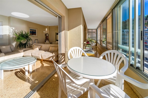 Purchase: Apartment (03500)