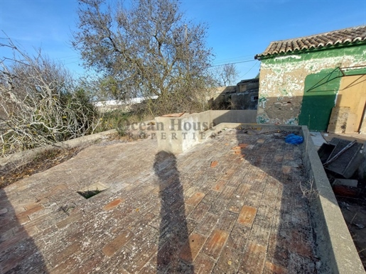 Excellent land for construction with sea view - Albufeira