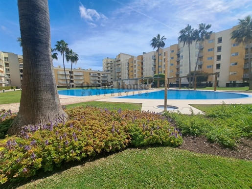 Appartement de 3 chambres avec garage et piscine à 350 mètres de la plage et de la marina de Vilamou