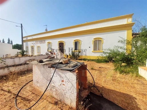 Two typical Algarvian houses with 12ha of land, in Alte, Loulé