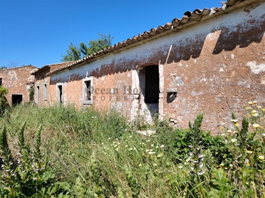 Grundstück für den Bau einer Villa mit Meerblick - Loulé