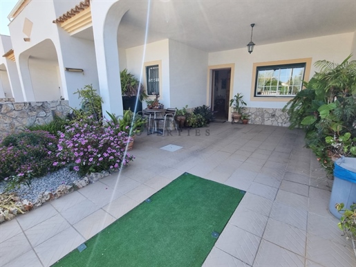 Villa de 3 chambres avec piscine, jardin et parking privé - Albufeira