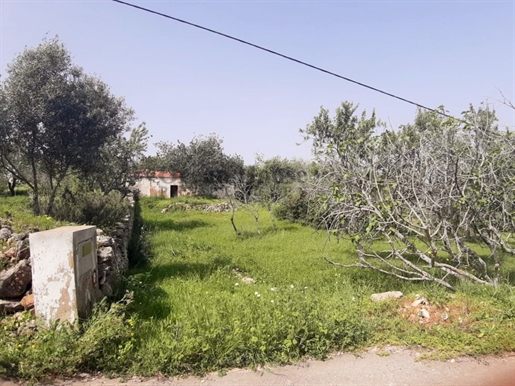 Land with ruin for construction of a house in Paderne - Albufeira