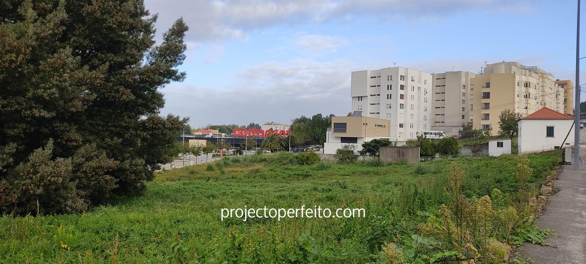 Aankoop: Terrein (3700)