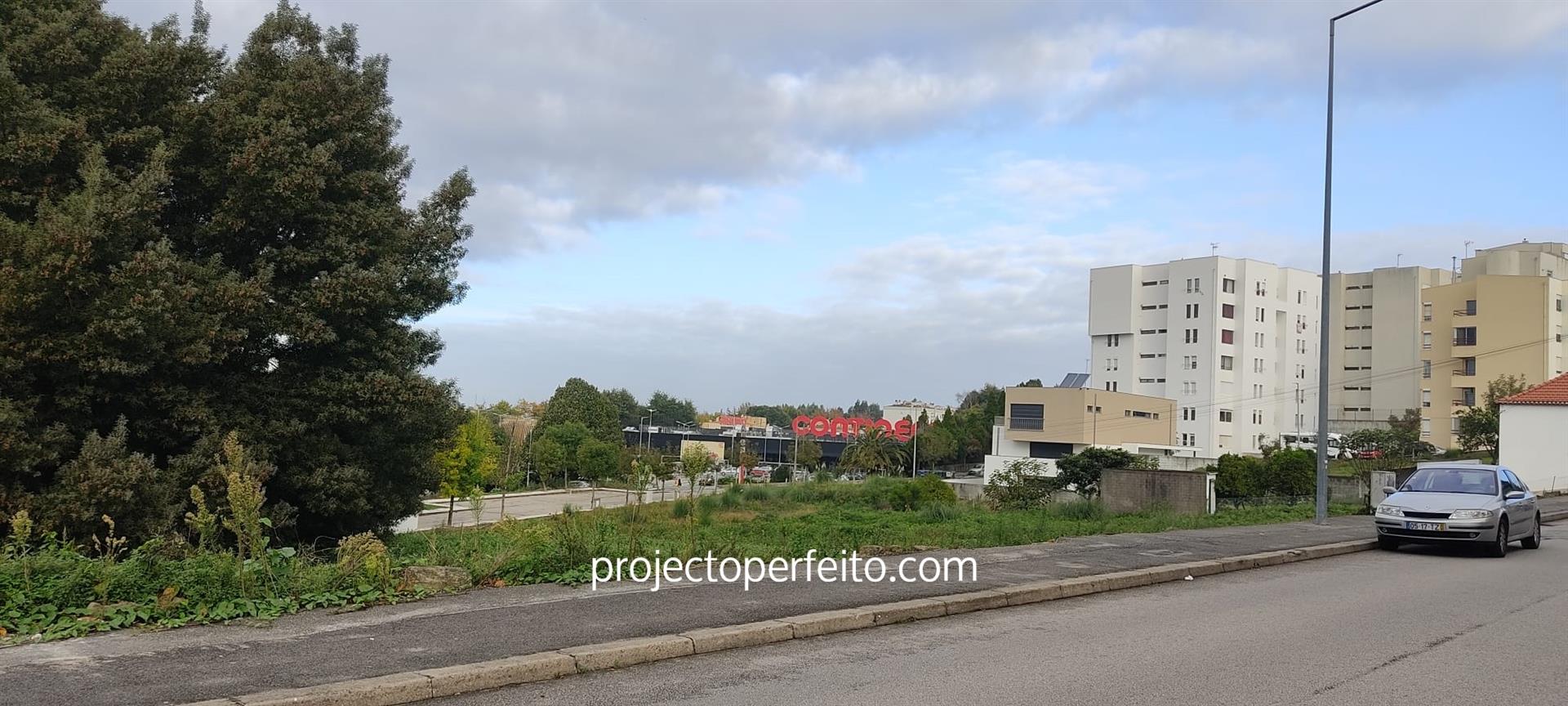 Aankoop: Terrein (3700)
