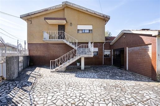 Semi-Detached house T3 Sell in Esmoriz,Ovar