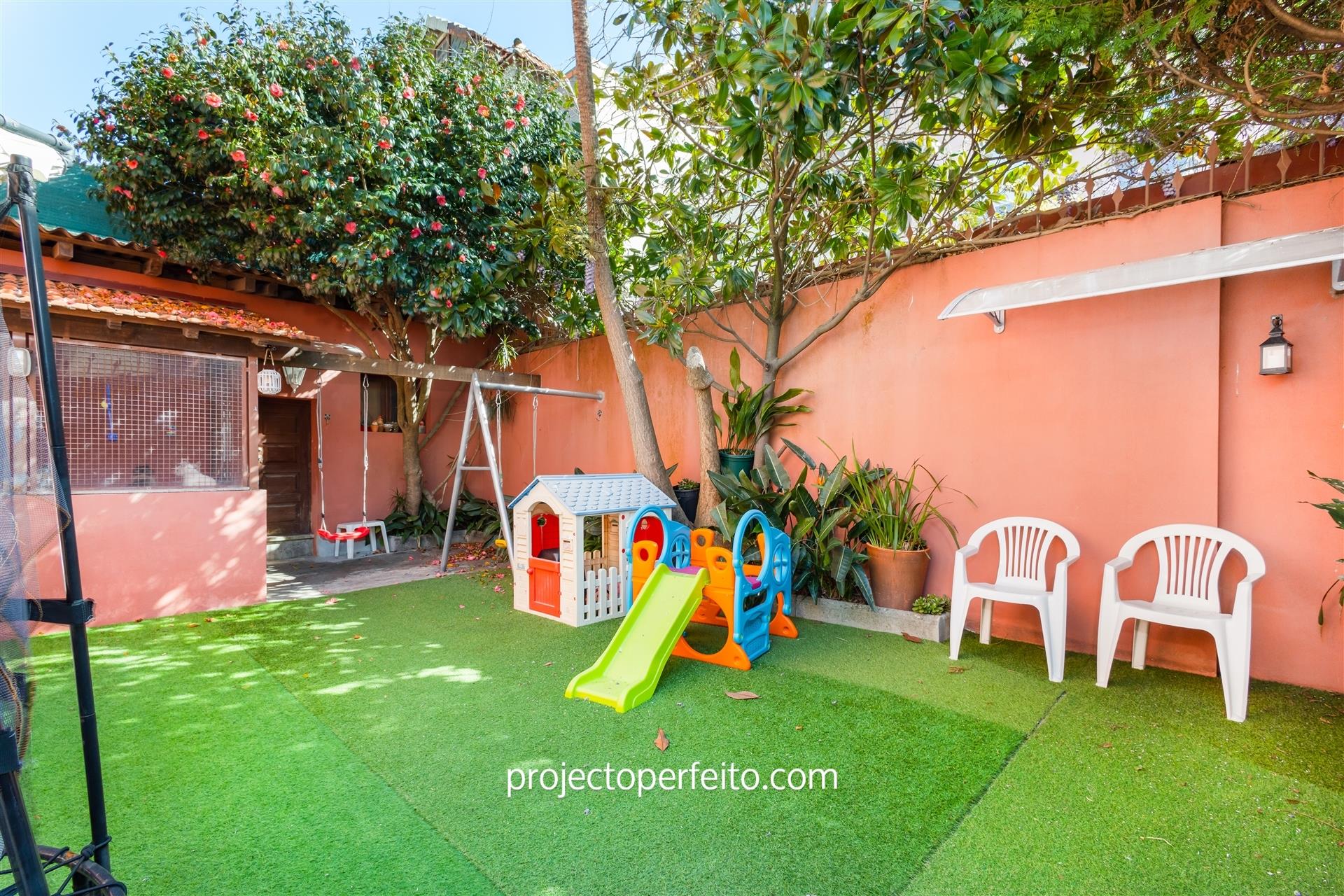 Detached house T4+1 Sell in Espinho,Espinho