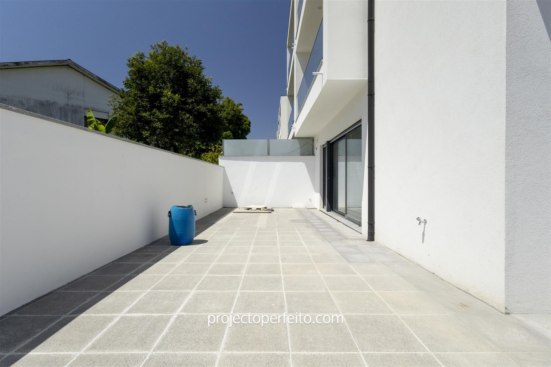 Semi-Detached house T3 Sell in Rio Meão,Santa Maria da Feira