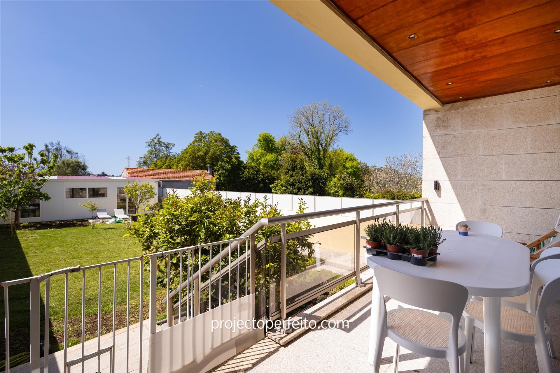 Terraced house T4 Sell in Mafamude e Vilar do Paraíso,Vila Nova de Gaia
