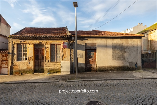 Te restaureren huis met 5 slaapkamers te koop in Espinho,Espinho