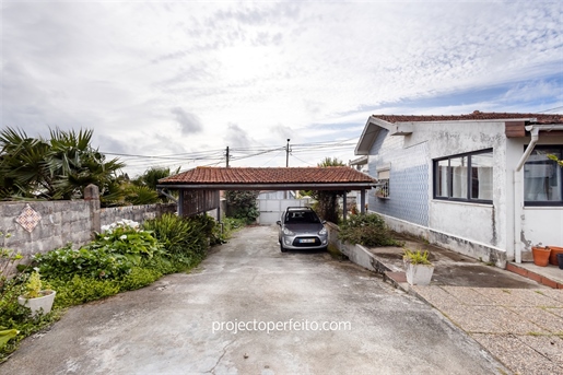House T3 Sell in São Félix da Marinha,Vila Nova de Gaia