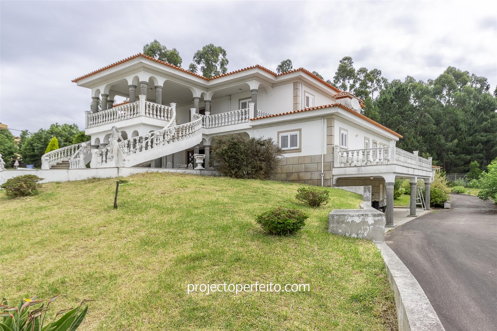 Detached house T5 Sell in Mozelos,Santa Maria da Feira