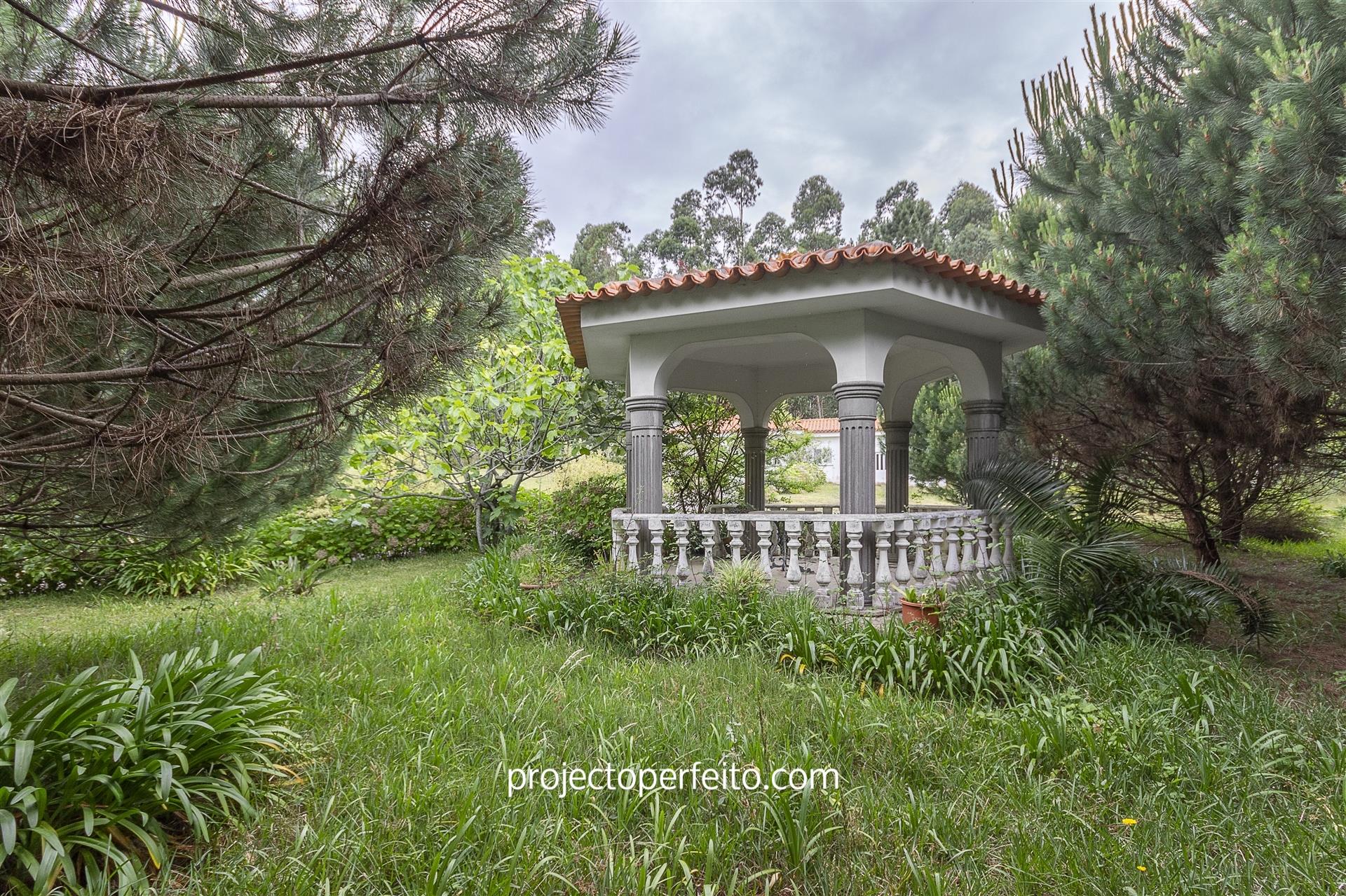 Detached house T5 Sell in Mozelos,Santa Maria da Feira