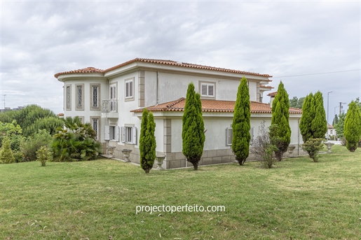 Detached house T5 Sell in Mozelos,Santa Maria da Feira