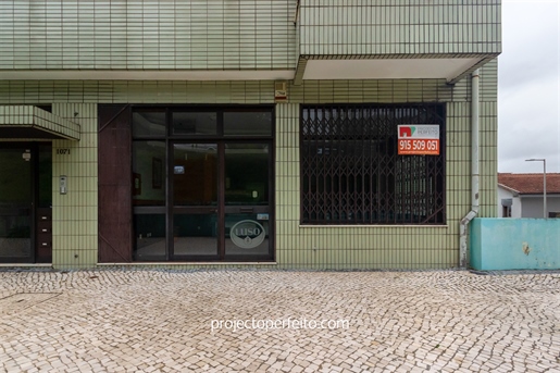 Shop Sell in Pedroso e Seixezelo,Vila Nova de Gaia