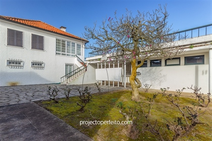 Einfamilienhaus 5 Schlafzimmer Verkaufen em São Paio de Oleiros,Santa Maria da Feira