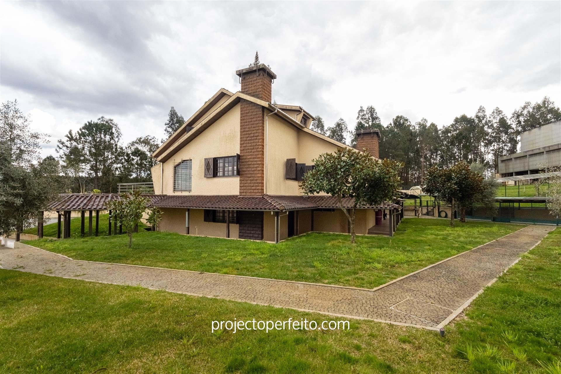 Detached house T4+1 Sell in Caldas de São Jorge e Pigeiros,Santa Maria da Feira