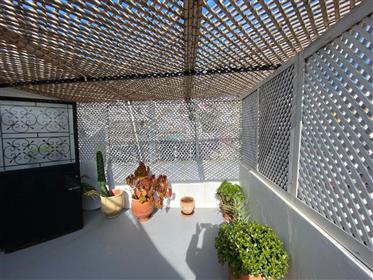 A beautifully fully renovated riad in an enchanting easy to access location in the Medina. Title.