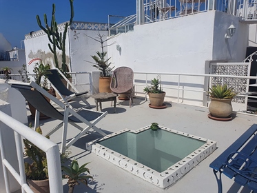 A really rare opportunity to buy a fully renovated titled property in the kasbah, close to the El Mo