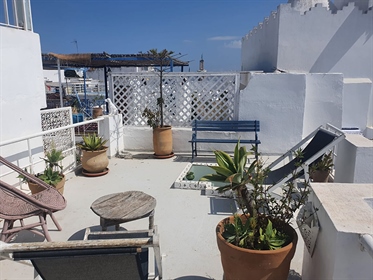 A really rare opportunity to buy a fully renovated titled property in the kasbah, close to the El Mo