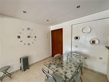 Delightful two bedroom apartment located in the Diplomatic forest