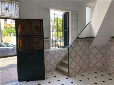 This is an exceptional villa in the heart of Marshan, one of the most sought after quartiers in the 