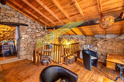 Pretty Corsican style detached village house in dry stone.
