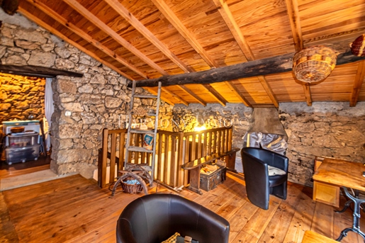 Pretty Corsican style detached village house in dry stone.