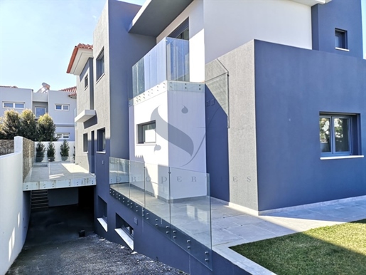 Haus T5 mit Schwimmbad in Cascais