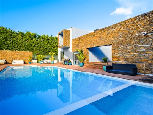 Villa mit 5 Schlafzimmern und beheiztem Pool in Sintra - Portugal