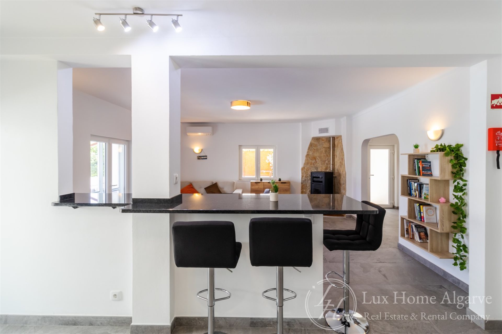 Additional image 16 of Lagos