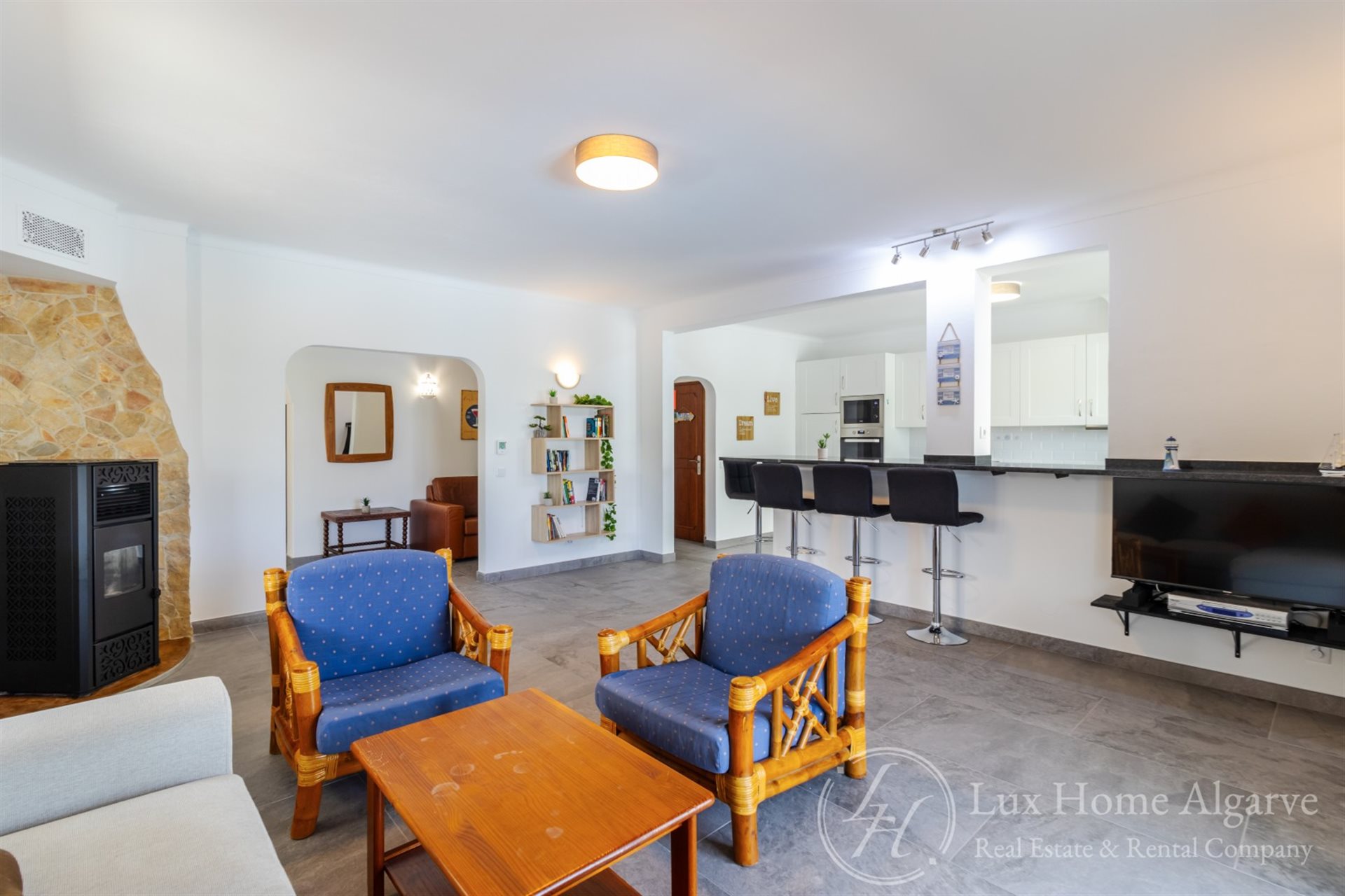 Additional image 9 of Lagos