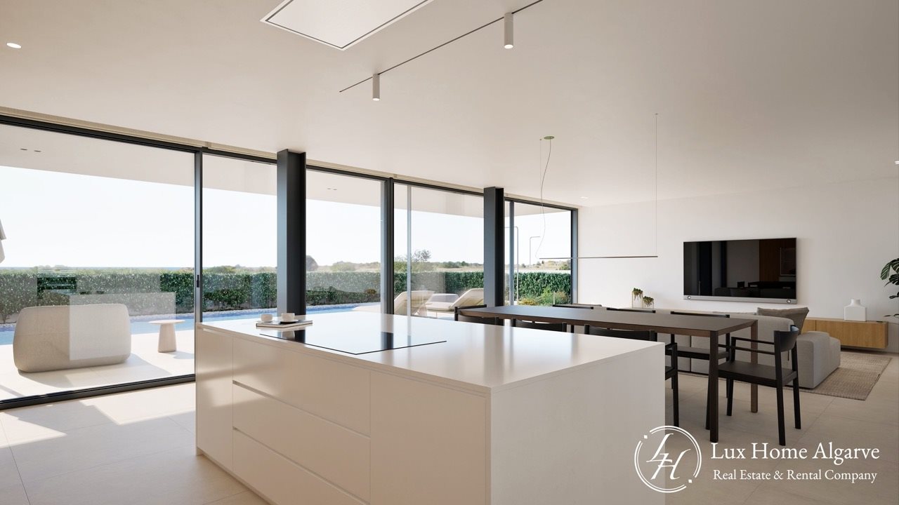 Additional image 6 of Lagos