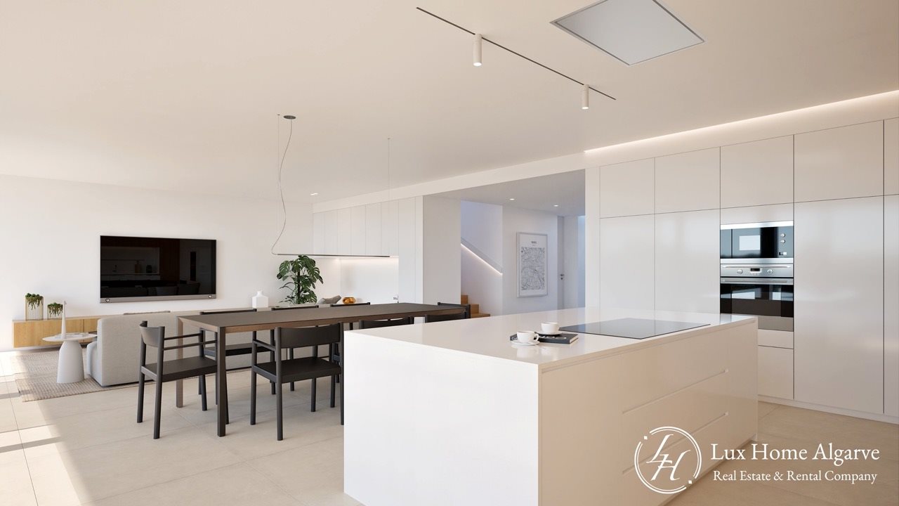 Additional image 7 of Lagos