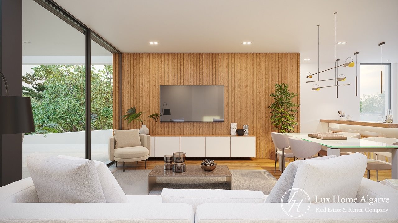 Additional image 2 of Luz (Lagos)