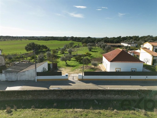 Agissez immédiatement | Maison de 3 chambres et 4 salles de bains avec jardin d’agrumes et permis de