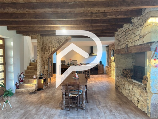 Propriedade excepcional à beira do Périgord Noir!