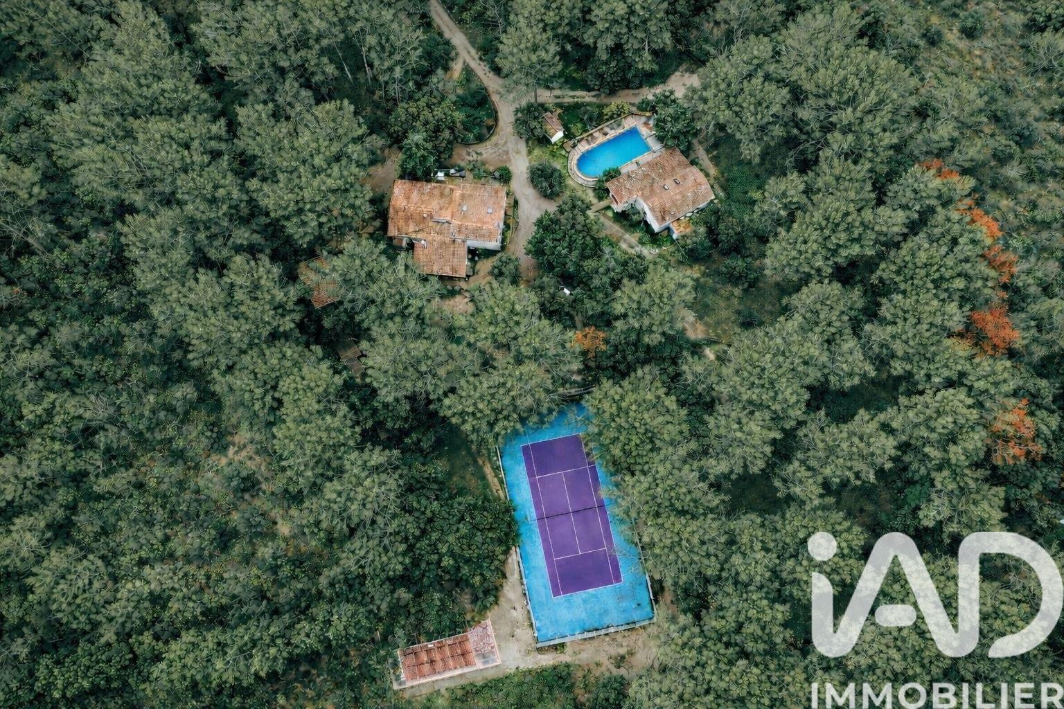 Maison à vendre, 172m², Grans