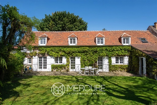 Oise - Casa di paese in un giardino recintato di 2800 m²