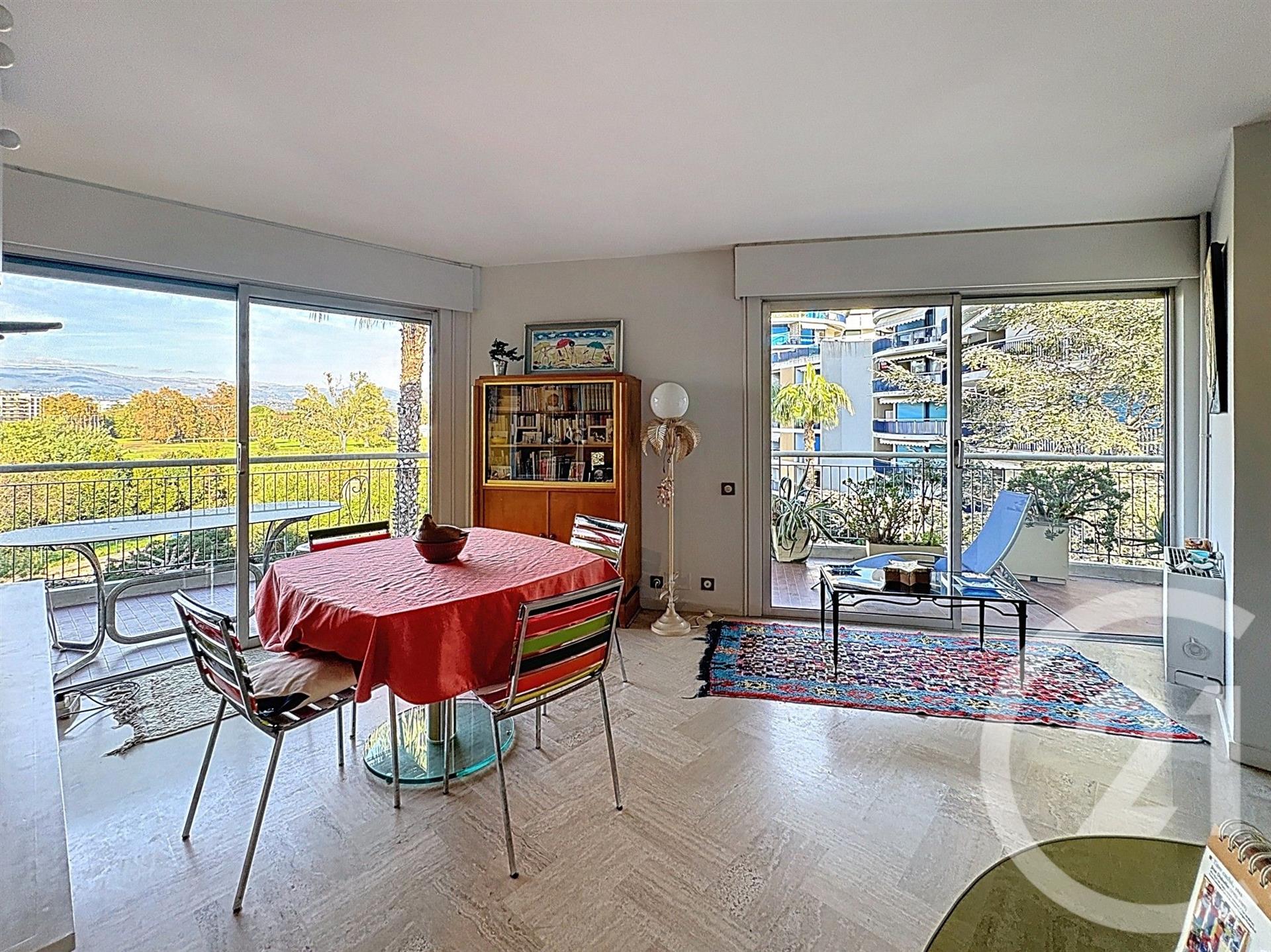 Appartement à vendre, 62m², Mandelieu-la-Napoule