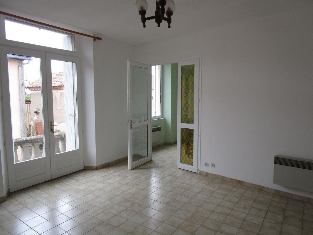 Appartement à louer, 52m², Aignan
