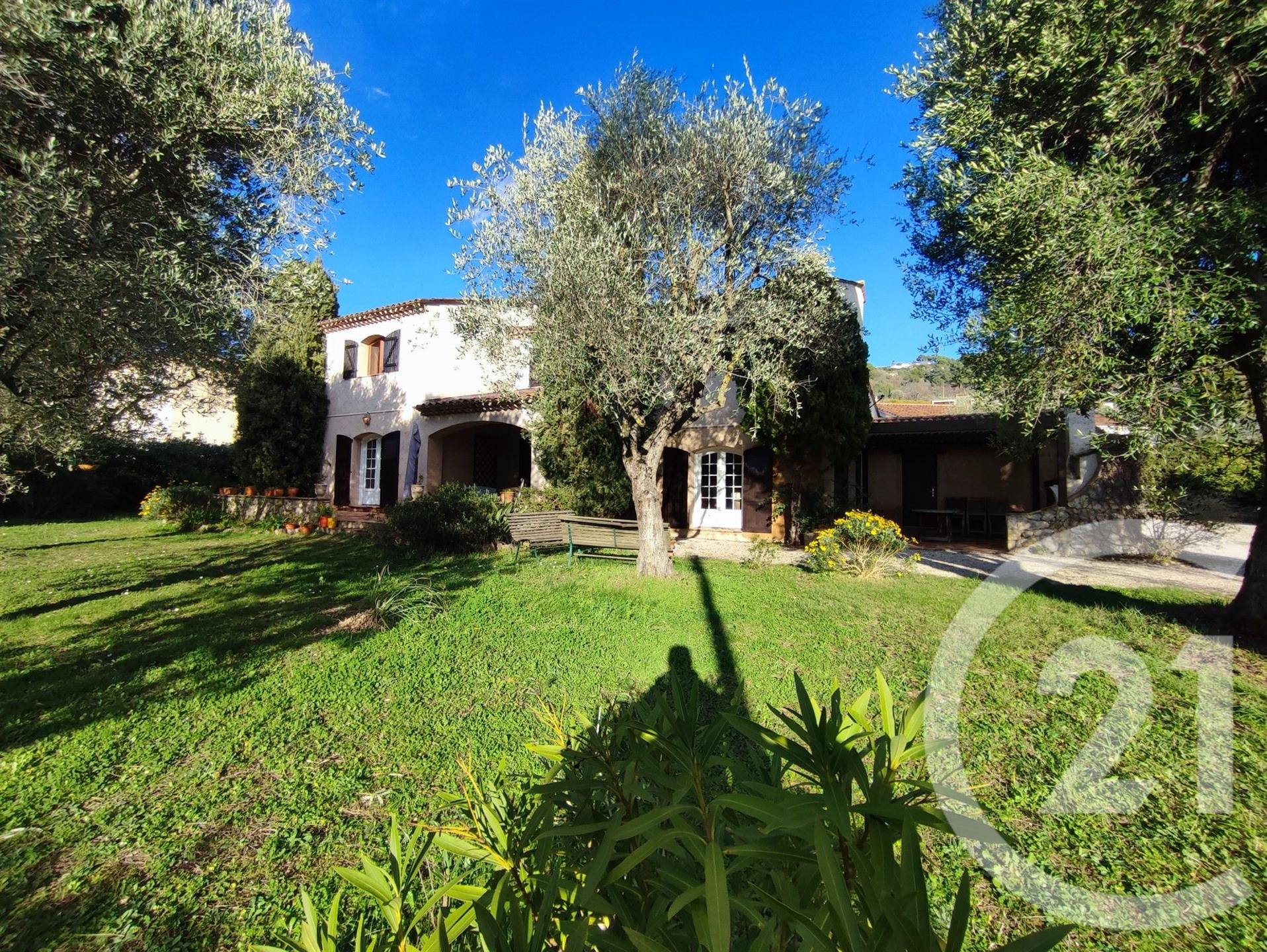 Maison à vendre, 257m², Mouans-Sartoux