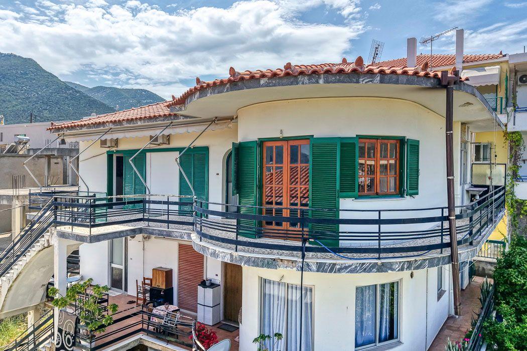 Romslig leilighet i andre etasje med havutsikt Ancient Epidaurus