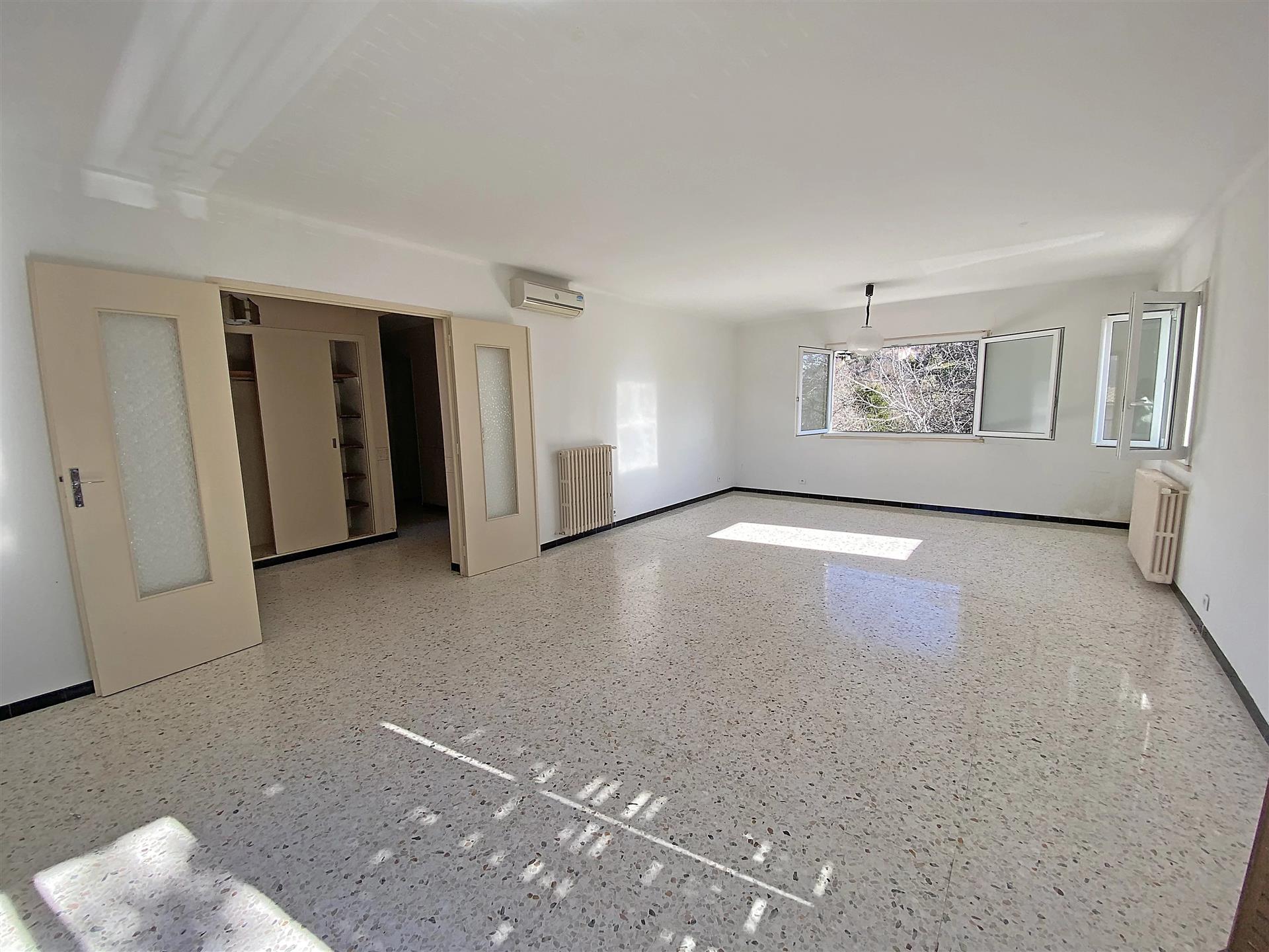 Maison à vendre, 201m², Cagnes-sur-Mer