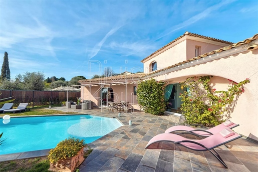 Provençal villa with 3 bedrooms, swimming pool and beautiful views, calm area in Valbonne