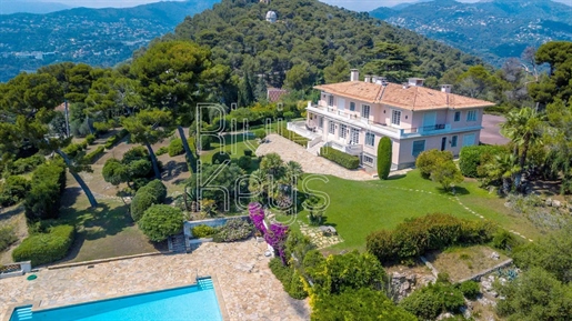 Nizza: Außergewöhnliches Anwesen mit Panoramablick, absolute Privatsphäre