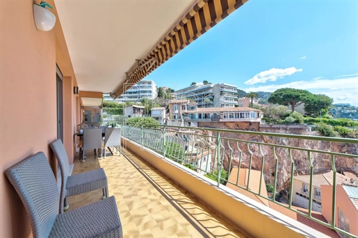 3-Bed, terrace, panoramic sea view, cellar, in Villefranche-sur-Mer