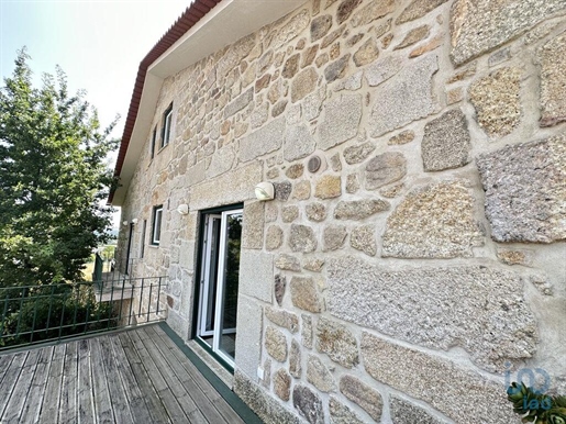 Country House with 4 Rooms in Guarda with 445,00 m²