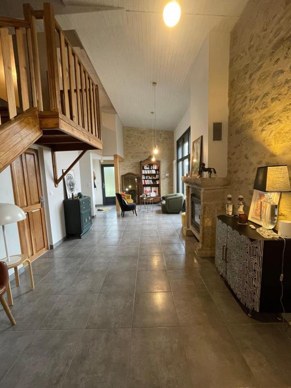 Appartement à louer, 104m², Etoile-sur-Rhône